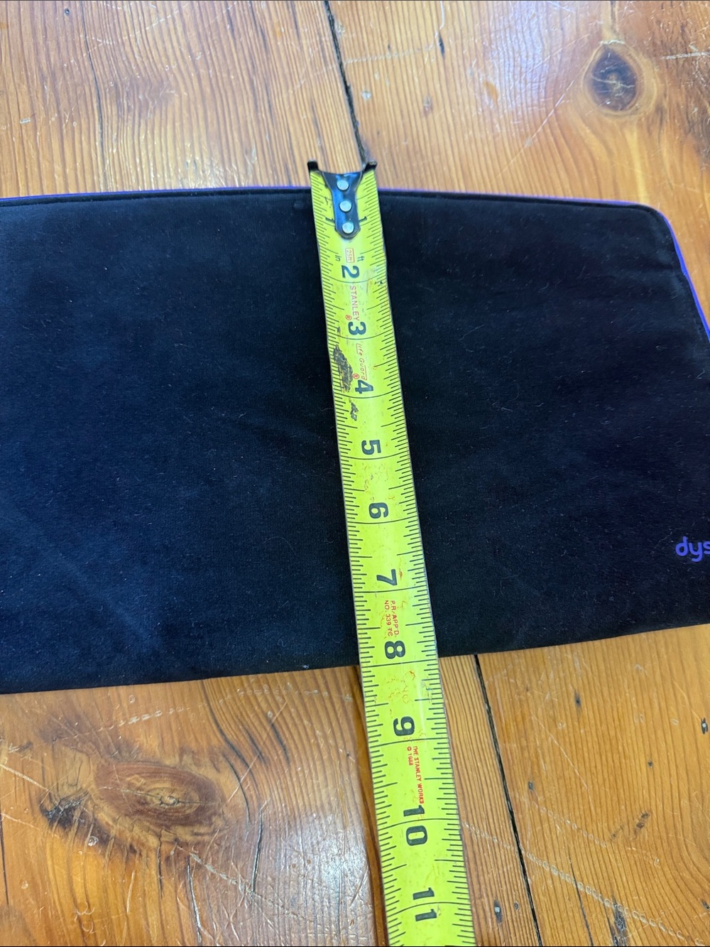 Dyson Air wrap Black Accessory Pouch Travel Case with Magnetic closure - Picture 6 of 6